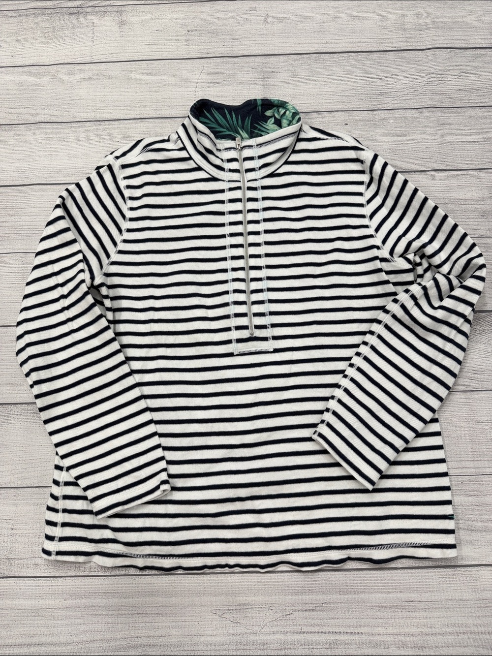 Tommy Bahama Navy & White Striped Quarter-Zip Pullover Tropical Collar Size L - Picture 1 of 5